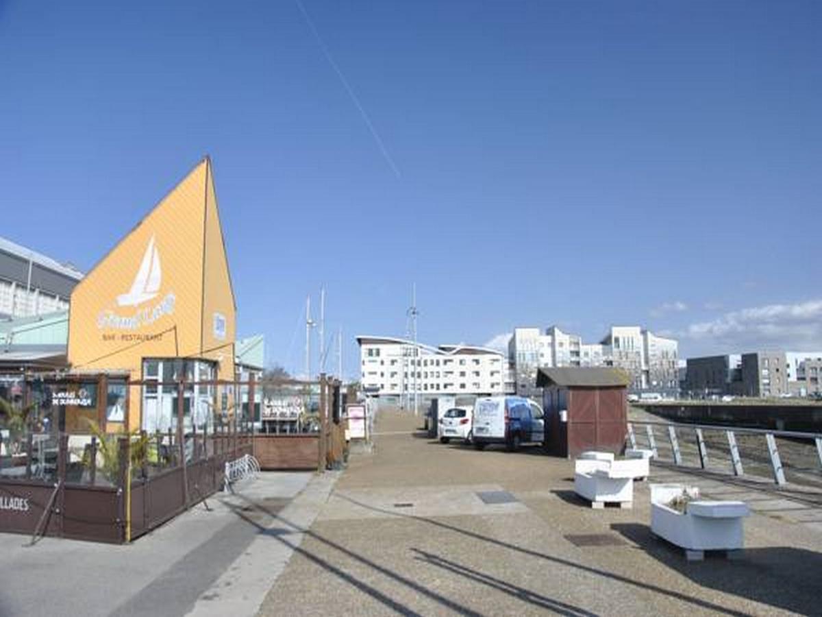 Хостел L'Escale Dunkirk Екстер'єр фото
